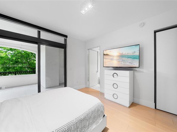 7025 Fisher Island Dr 7025, Miami Beach FL 33109