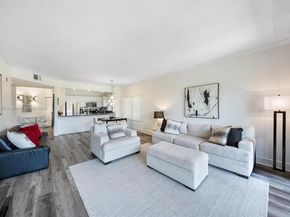 800 Uno Lago Dr 301, Juno Beach FL 33408