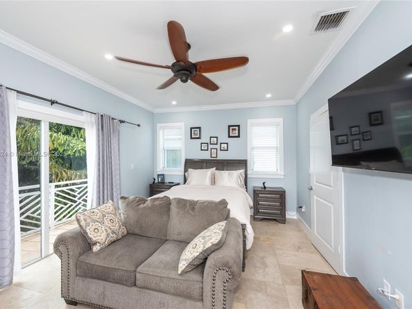 3056 New York St 3056, Miami FL 33133