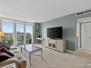 3000 S Ocean Dr 712, Hollywood FL 33019