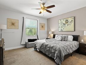 8154 Cascada Isles Dr, Cooper City FL 33024