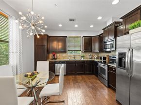 8154 Cascada Isles Dr, Cooper City FL 33024