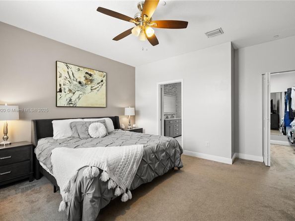 8154 Cascada Isles Dr, Cooper City FL 33024