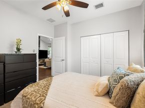 8154 Cascada Isles Dr, Cooper City FL 33024