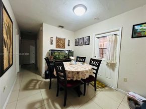 499 E 41st St, Hialeah FL 33013