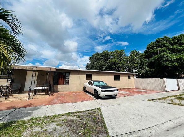 499 E 41st St, Hialeah FL 33013