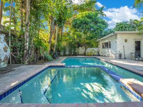 634 NE 72nd Ter, Miami FL 33138