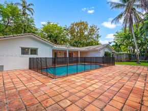 13276 SW 58th Ct, Pinecrest FL 33156