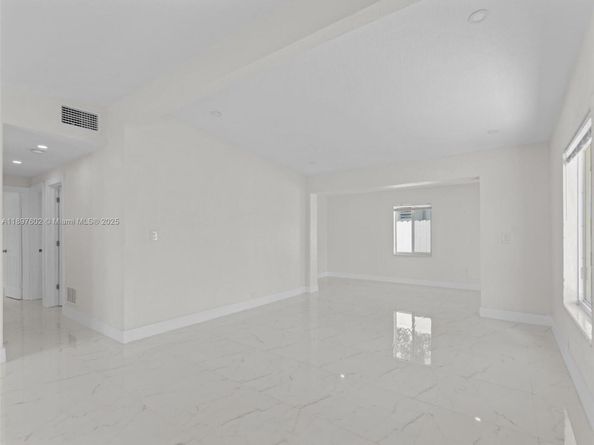 3231 NW 48th Ter, Miami FL 33142
