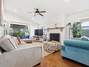 575 Lakeside Cir, Sunrise FL 33326