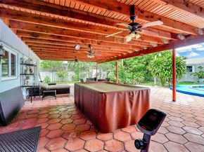 3711 SW 87th Ave, Miami FL 33165