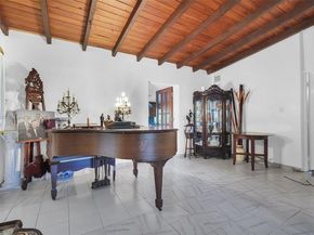 3711 SW 87th Ave, Miami FL 33165