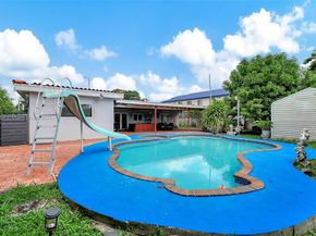 3711 SW 87th Ave, Miami FL 33165