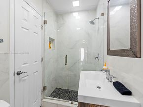 600 SW 31st Ave, Miami FL 33135