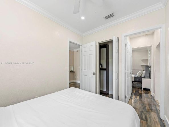 600 SW 31st Ave, Miami FL 33135