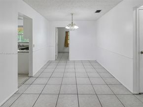 12020 NW 34th Pl, Sunrise FL 33323