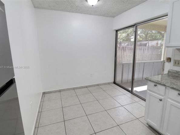 12020 NW 34th Pl, Sunrise FL 33323
