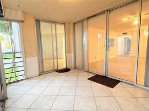 1811 Sabal Palm Dr 208, Davie FL 33324
