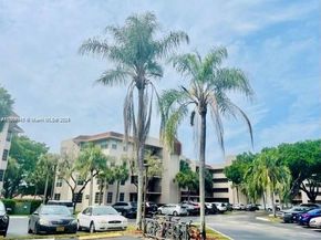 1811 Sabal Palm Dr 208, Davie FL 33324