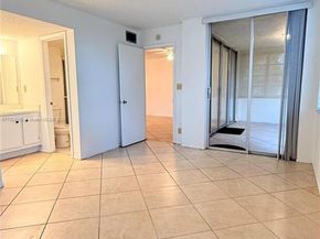 1811 Sabal Palm Dr 208, Davie FL 33324