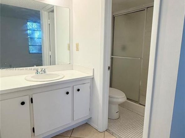 1811 Sabal Palm Dr 208, Davie FL 33324