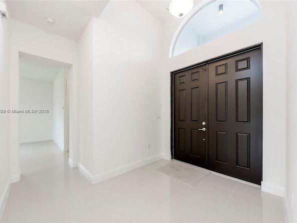 9341 SW 174th St, Palmetto Bay FL 33157