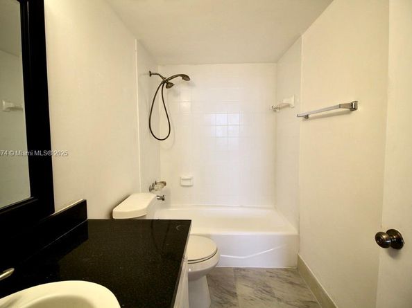 1470 NE 123rd St A1215, North Miami FL 33161