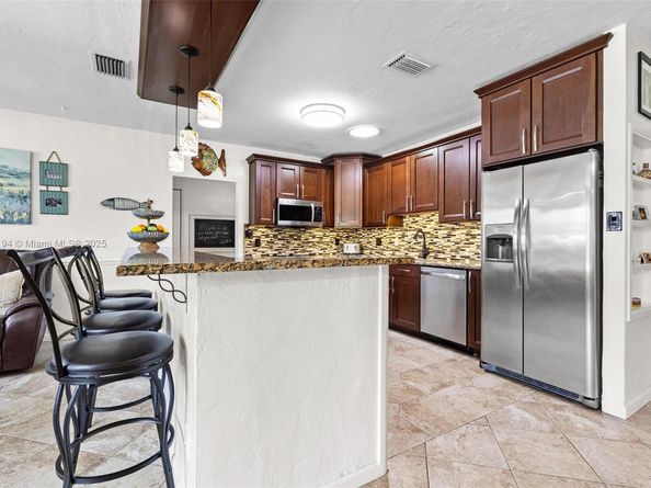 53 NW 19th St, Homestead FL 33030