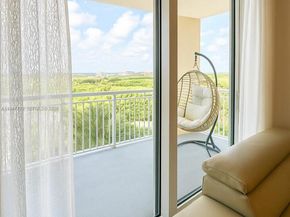 1745 E Hallandale Beach Blvd 501W, Hallandale Beach FL 33009