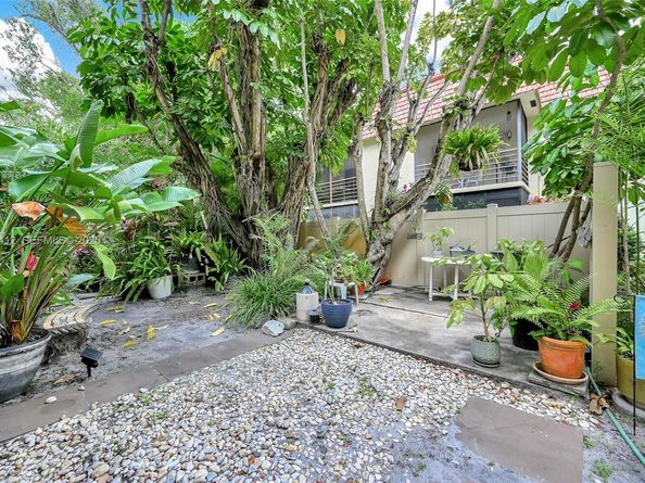 132 S Cypress Rd 518, Pompano Beach FL 33060