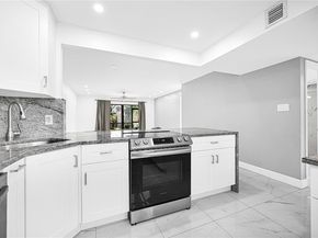 132 S Cypress Rd 518, Pompano Beach FL 33060