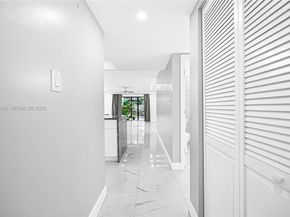 132 S Cypress Rd 518, Pompano Beach FL 33060