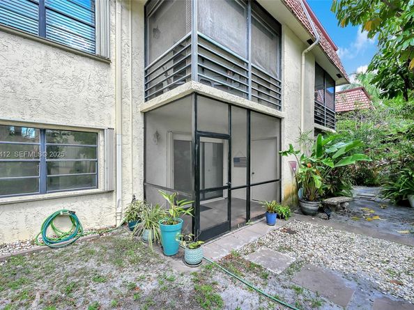 132 S Cypress Rd 518, Pompano Beach FL 33060