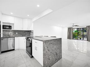 132 S Cypress Rd 518, Pompano Beach FL 33060