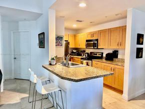 3239 Clint Moore Rd 207, Boca Raton FL 33496