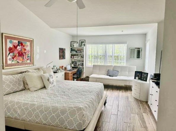 3239 Clint Moore Rd 207, Boca Raton FL 33496