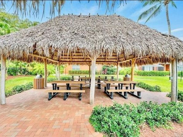 3239 Clint Moore Rd 207, Boca Raton FL 33496