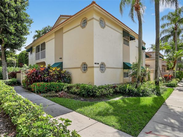 6582 Via Regina 6582, Boca Raton FL 33433