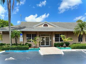 2151 NW 96th Ter 15G, Pembroke Pines FL 33024