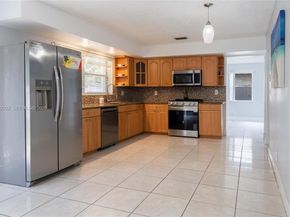 9470 Atlantic St, Miramar FL 33025