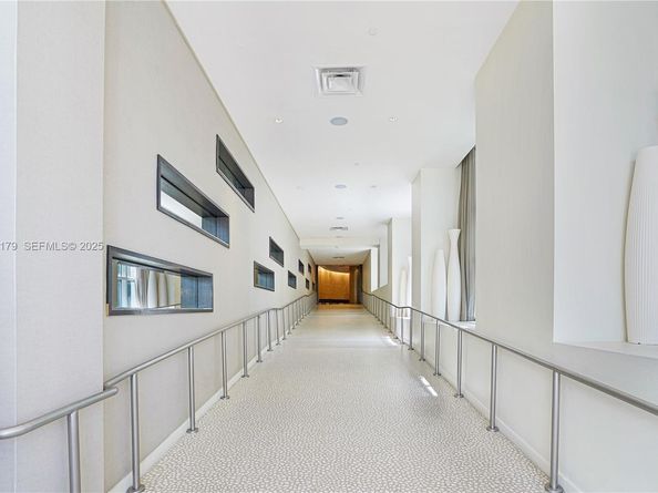 4401 Collins Ave 2517, Miami Beach FL 33140