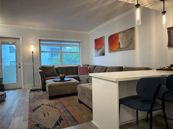 1130 11th St 4E, Miami Beach FL 33139