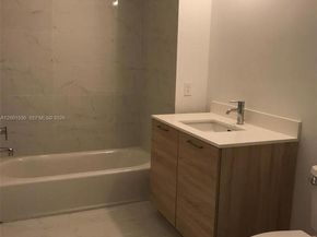 16385 Biscayne Blvd. 1902, North Miami Beach FL 33160