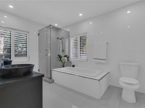 549 NE 12th Ave #1, Fort Lauderdale FL 33301