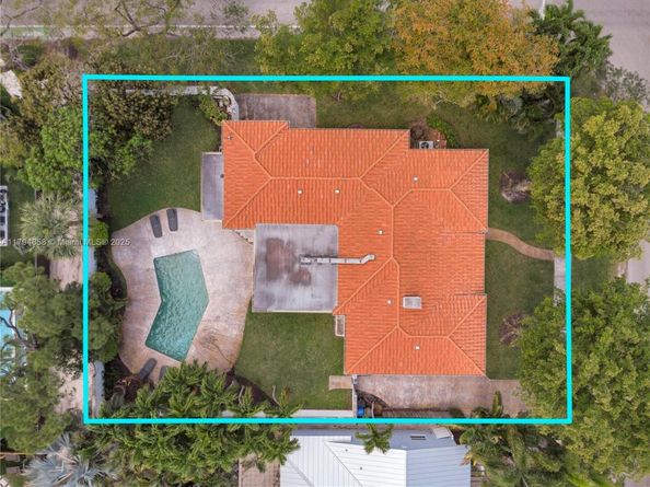 549 NE 12th Ave #1, Fort Lauderdale FL 33301