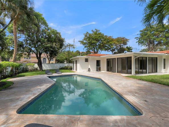 549 NE 12th Ave #1, Fort Lauderdale FL 33301