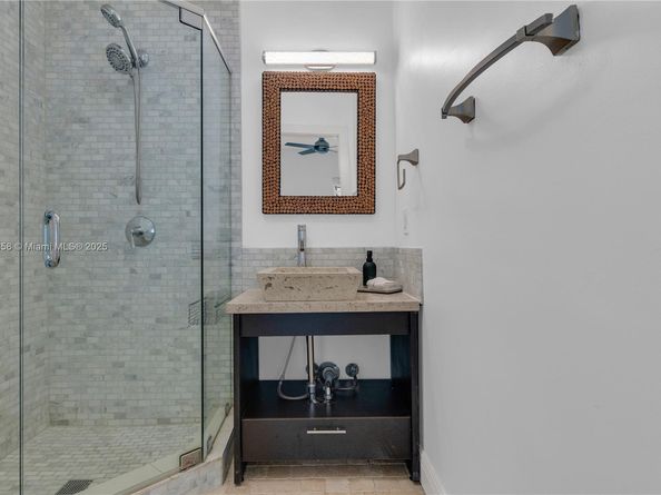 549 NE 12th Ave #1, Fort Lauderdale FL 33301