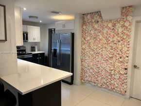 286 NW 57th St, Miami FL 33127