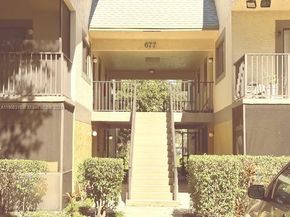 677 Trace Cir 203, Deerfield Beach FL 33441