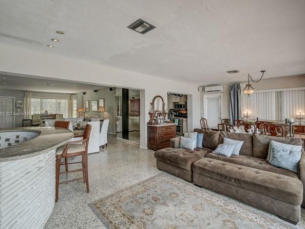 1531 Stillwater Dr, Miami Beach FL 33141